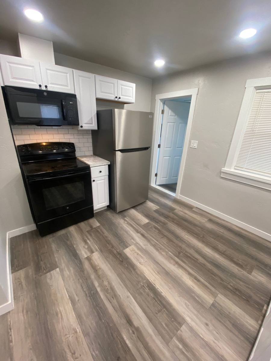 House for rent at 1350 S Washington St, Kennewick, WA 99337
