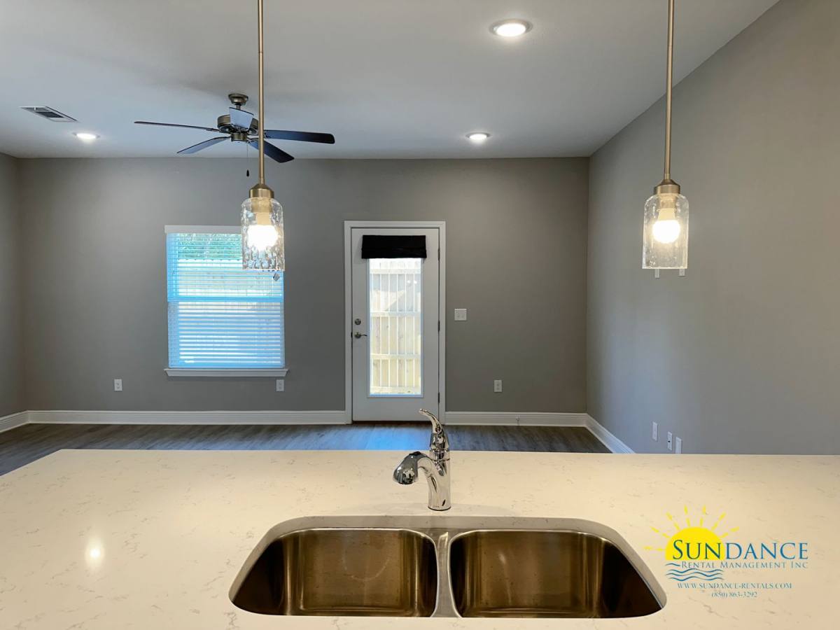 Townhouse for rent at 319 Carmel Dr, Fort Walton Beach, FL 32547