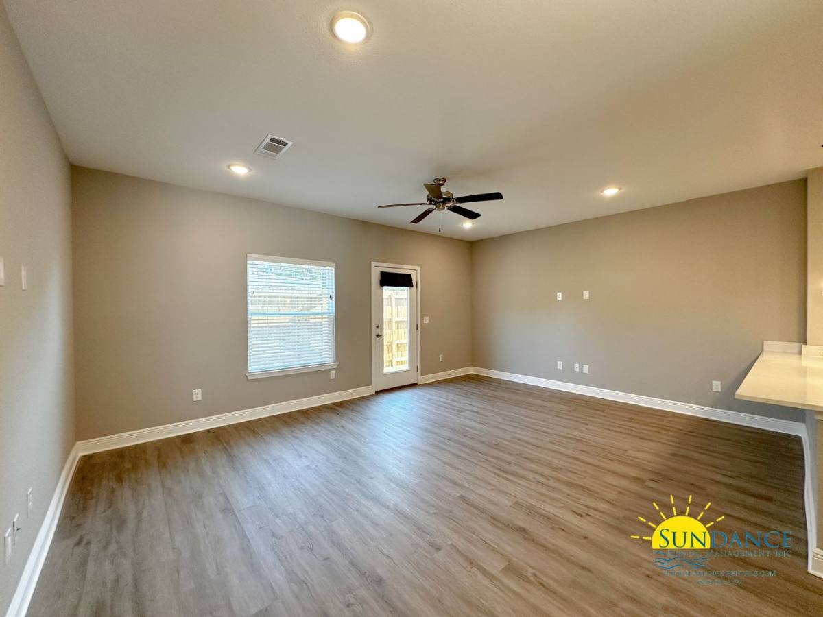 Townhouse for rent at 319 Carmel Dr, Fort Walton Beach, FL 32547