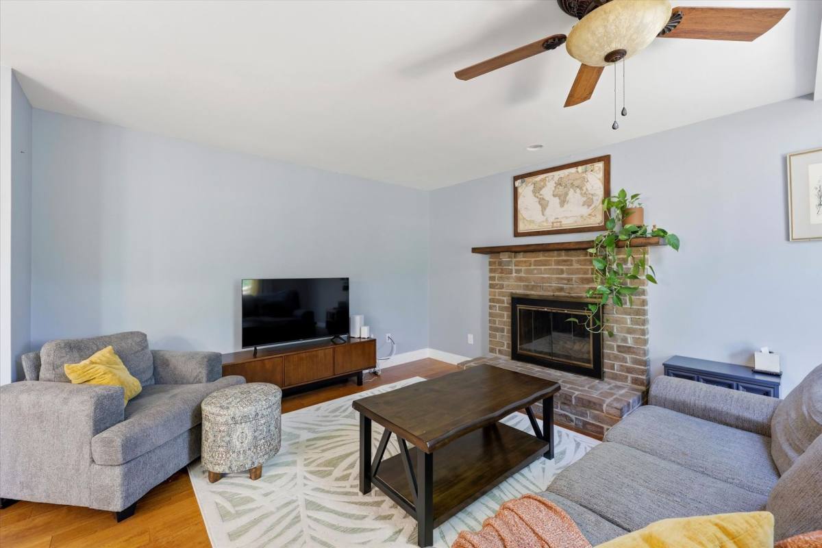 House for rent at 615 W Rosedale Ave, West Chester, PA 19382