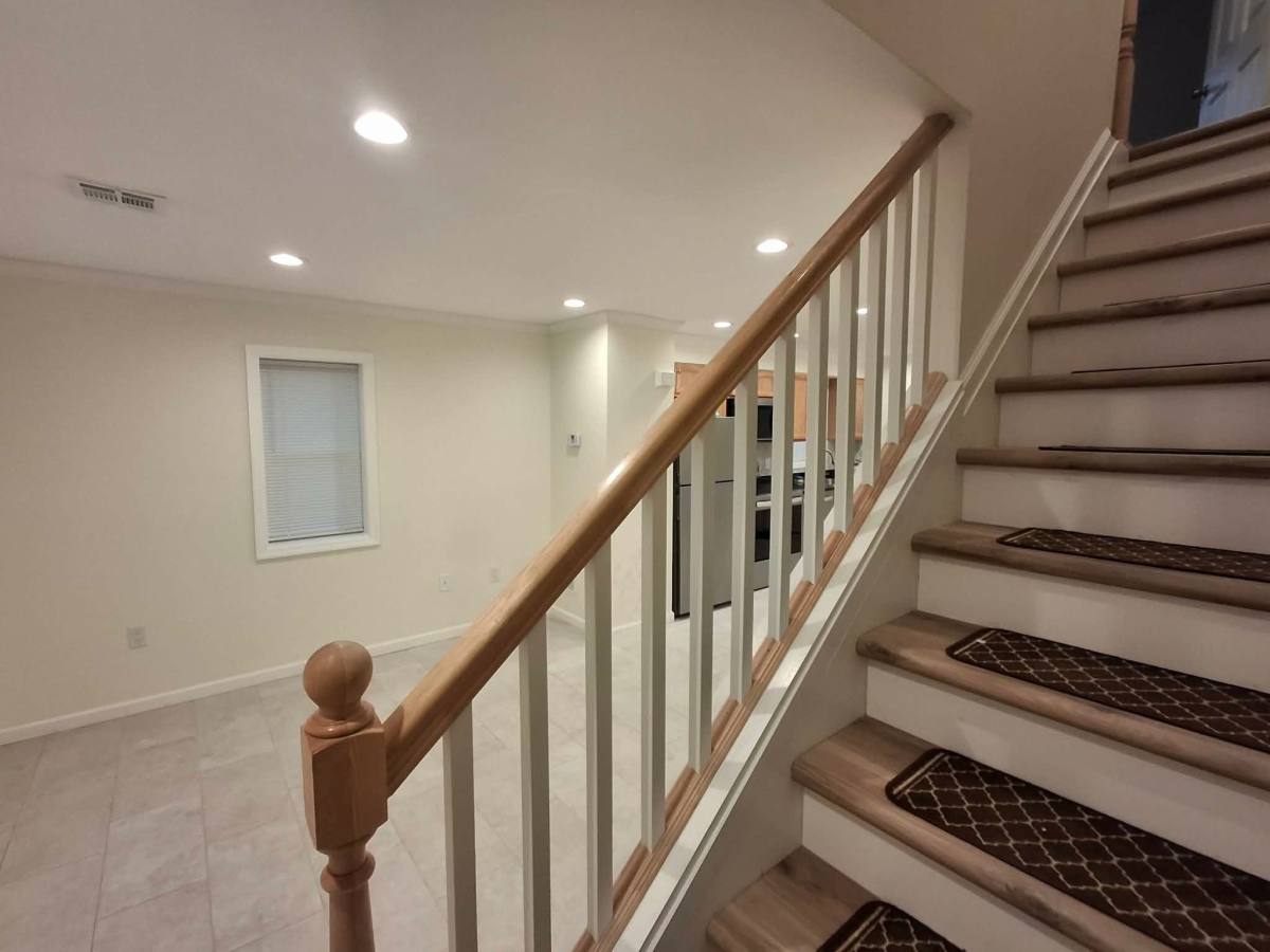 Townhouse for rent at 49 Hillside Ave, Sayreville, NJ 08872