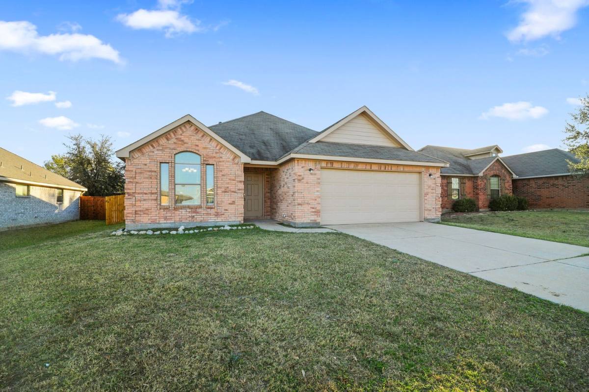 House for rent at 119 Magnolia St, Anna, TX 75409