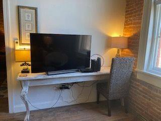Apartment for rent at 107 Wayne St #4, Milledgeville, GA 31061