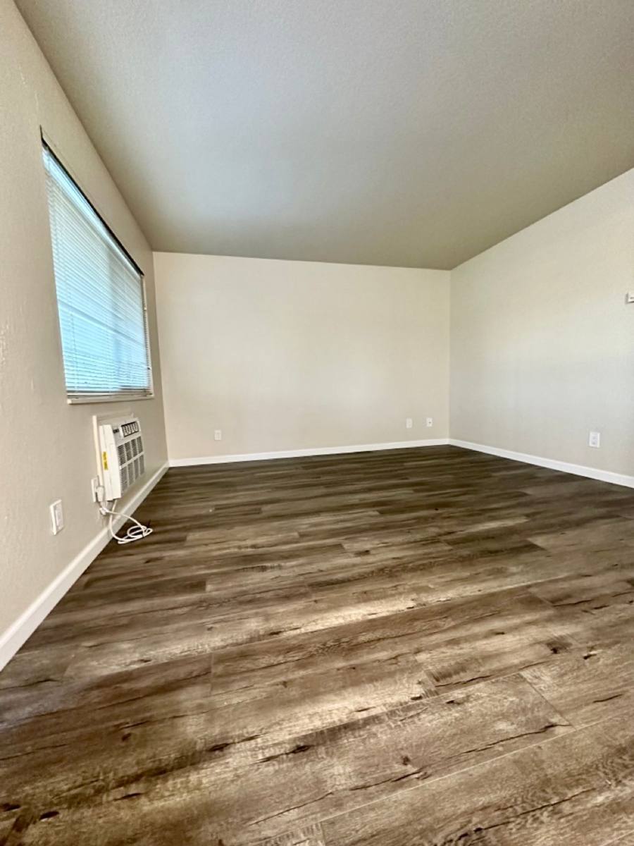 Apartment for rent at 953 Lupin Ave, Chico, CA 95973