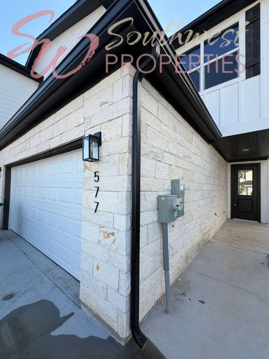 Townhouse for rent at 577 Galt Dr, Stephenville, TX 76401
