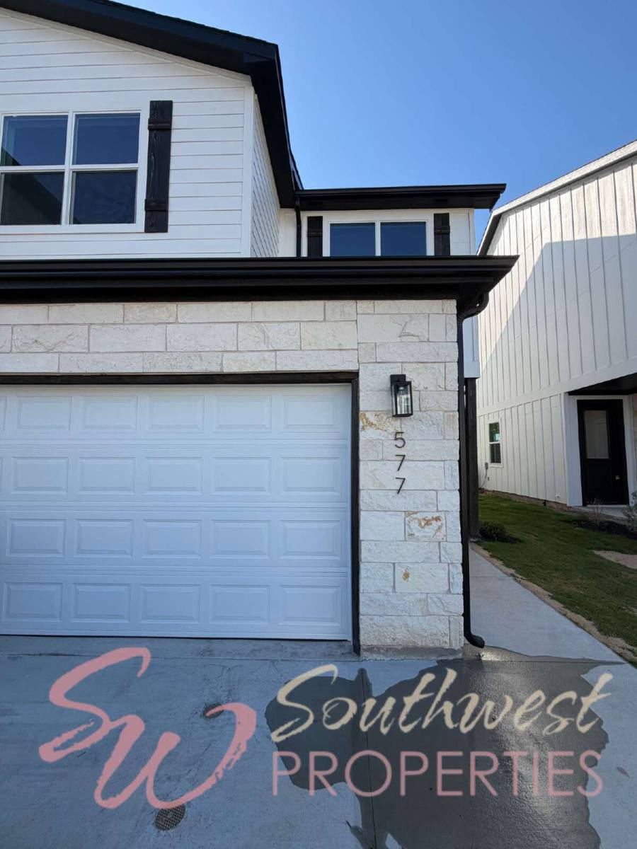Townhouse for rent at 577 Galt Dr, Stephenville, TX 76401