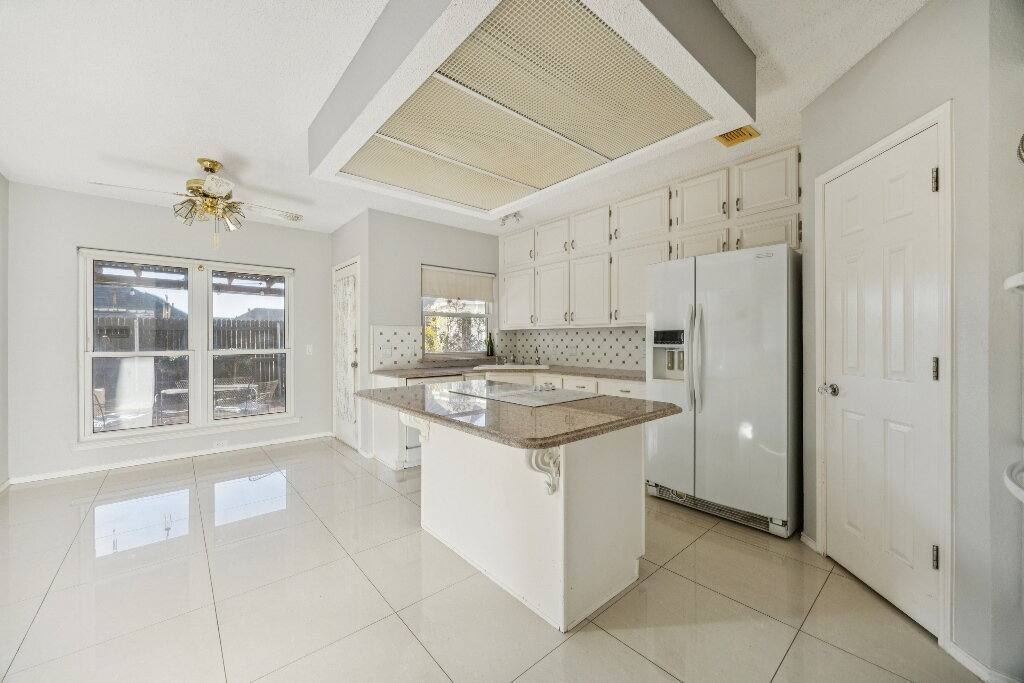 House for rent at 709 Bridget Way, Hurst, TX 76054