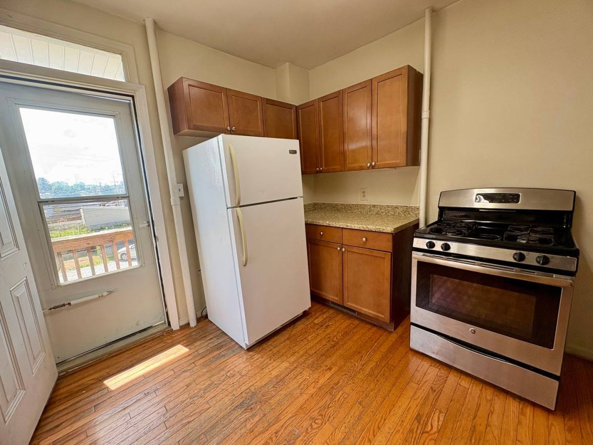 Apartment for rent at 118 S Richland Ave, York, PA 17404
