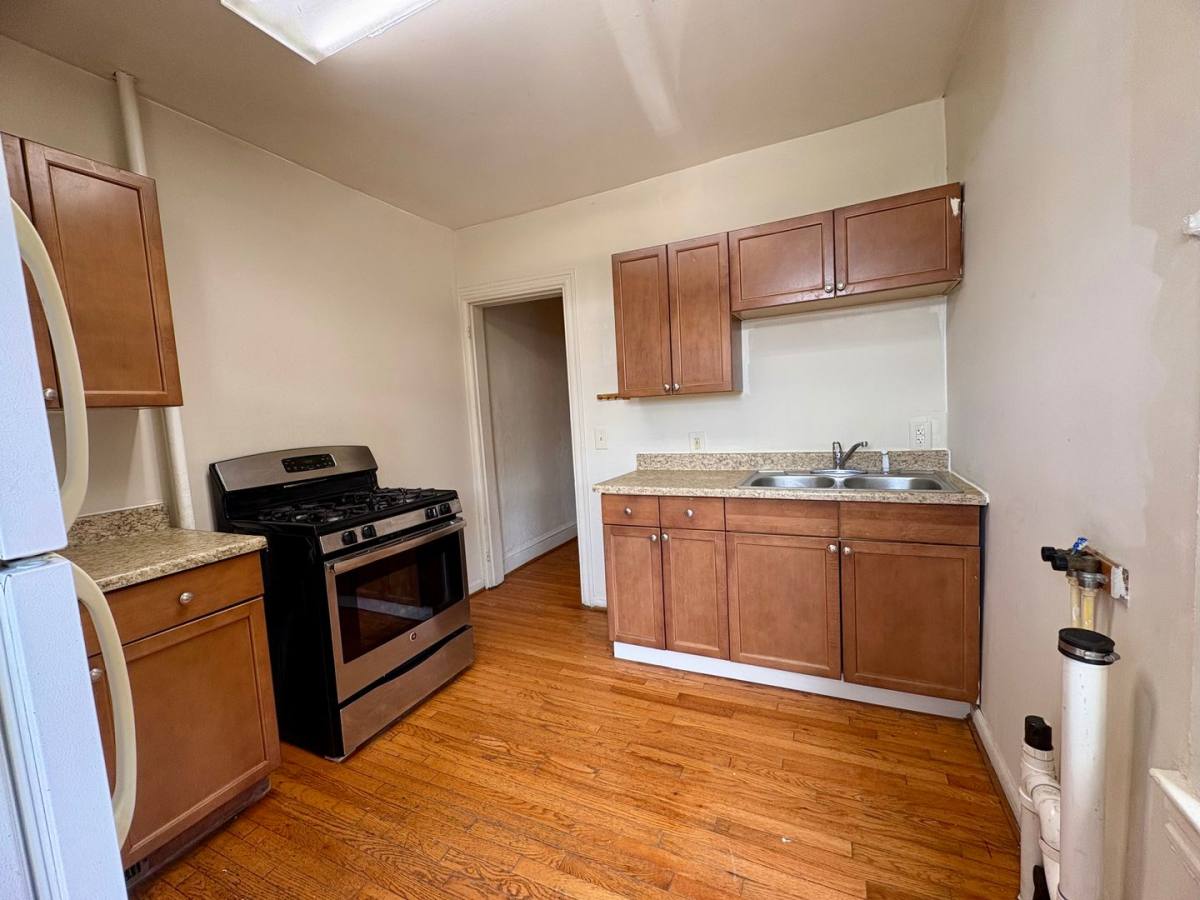 Apartment for rent at 118 S Richland Ave, York, PA 17404