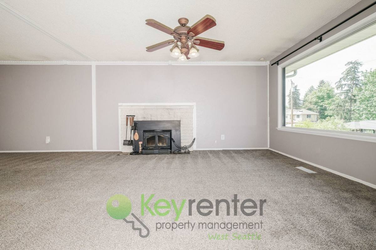 House for rent at 1327 S 232nd St #DES Moines, Seattle, WA 98198