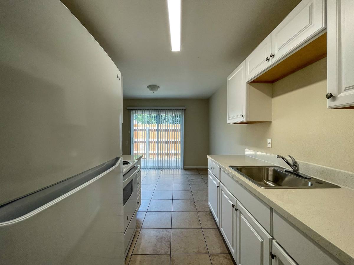 Apartment for rent at 515 Camanche Lane, Stockton, CA 95207