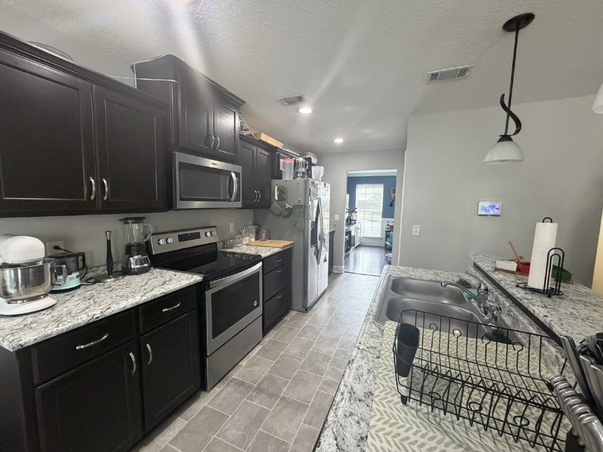 House for rent at 664 Piedmont Ave, Hinesville, GA 31313
