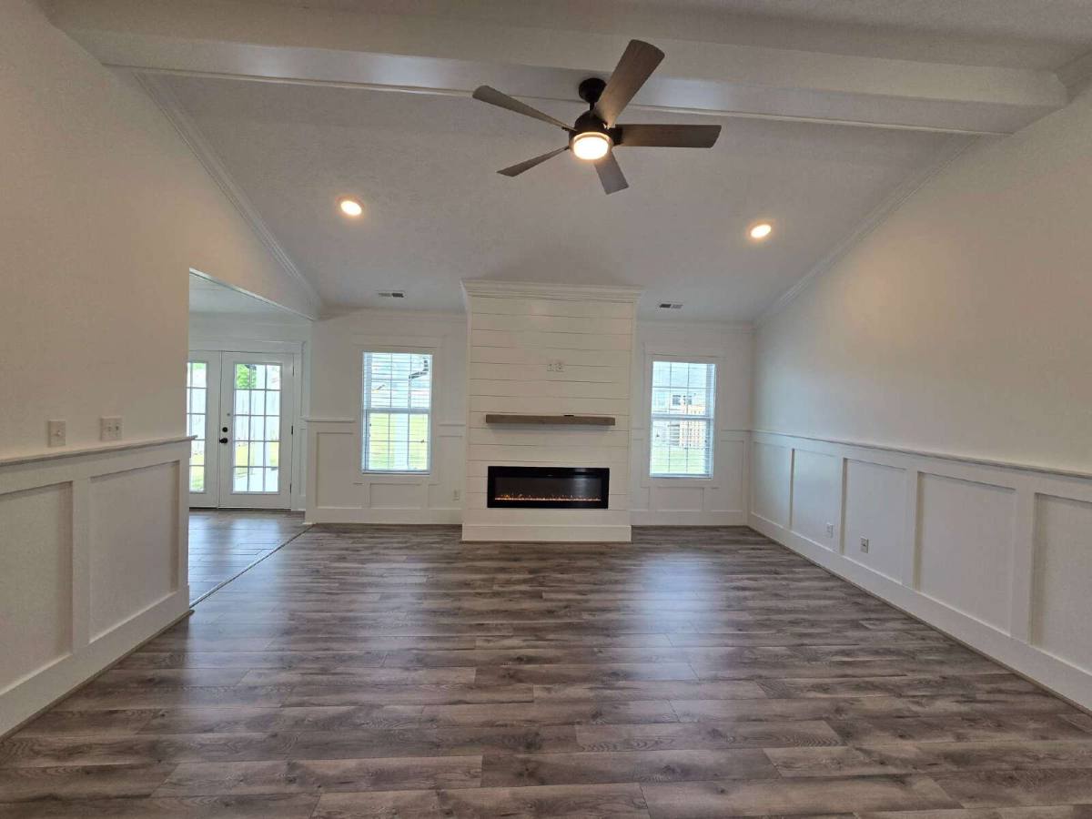 House for rent at 302 Kingston Rd, Jacksonville, NC 28546