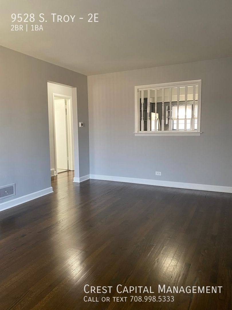 Apartment for rent at 9520-28 S Troy Ave, Evergreen Park, IL 60805