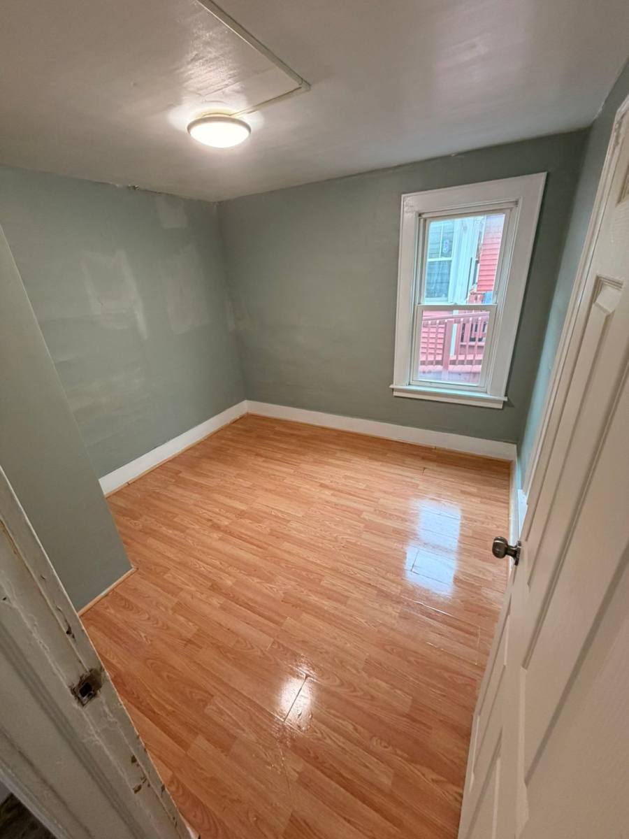 Apartment for rent at 410 Chemung St #1, Syracuse, NY 13204