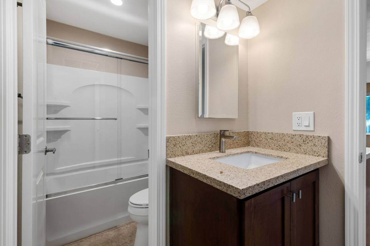 Apartment for rent at 27725 Mountain Meadow Rd, Escondido, CA 92026