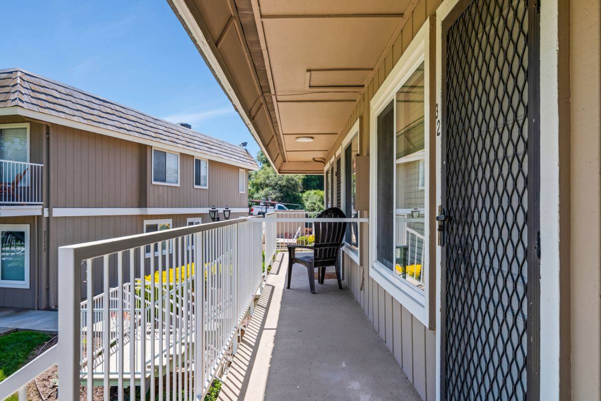 Apartment for rent at 27725 Mountain Meadow Rd, Escondido, CA 92026