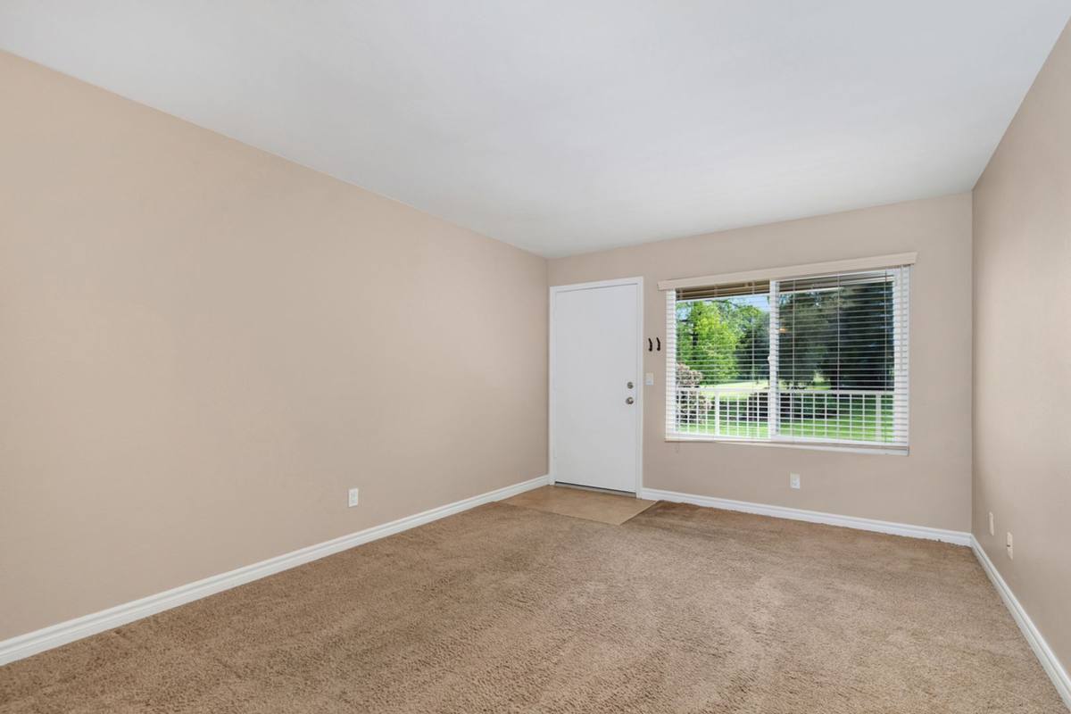 Apartment for rent at 27725 Mountain Meadow Rd, Escondido, CA 92026