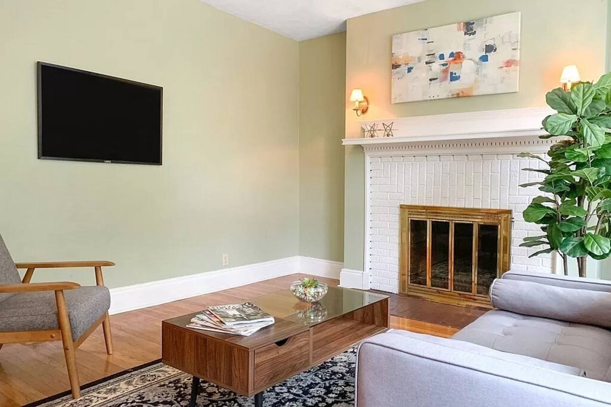House for rent at 9 Vinal St #2, Brighton, MA 02135