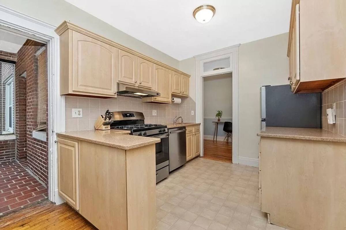 House for rent at 9 Vinal St #2, Brighton, MA 02135