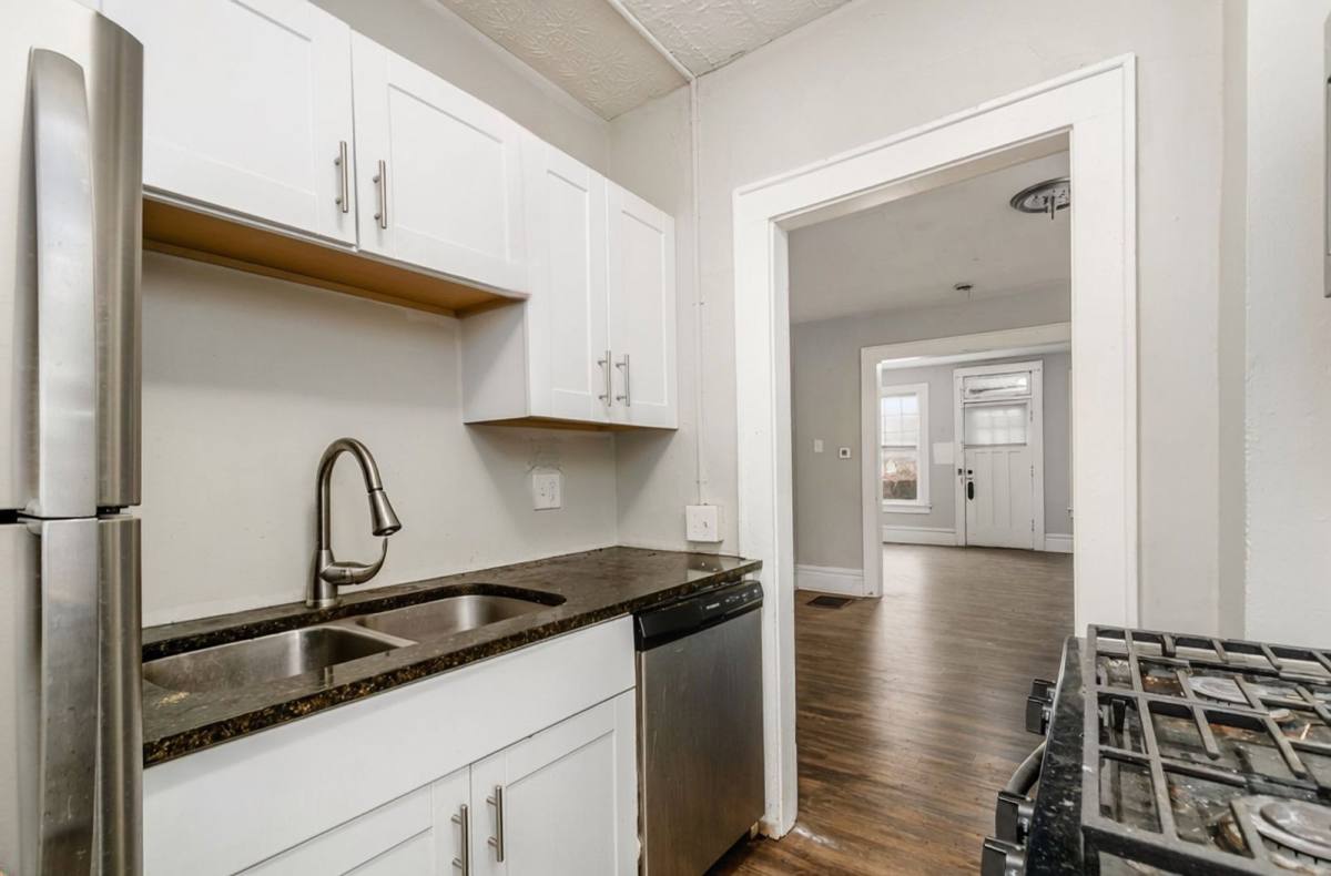 Apartment for rent at 24 E 2nd Ave #2, Columbus, OH 43201
