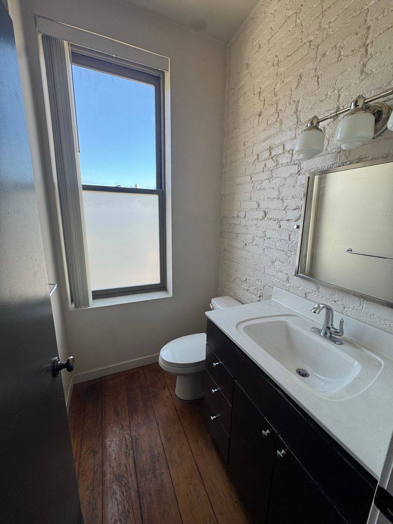 Apartment for rent at 336 Saint Paul St, Baltimore, MD 21202