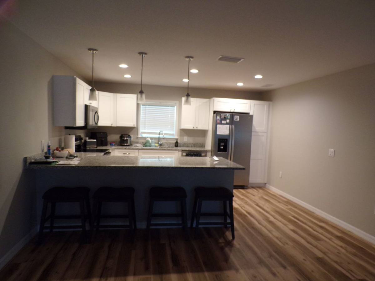 Townhouse for rent at 342 E Wisconsin Ave, Deland, FL 32724