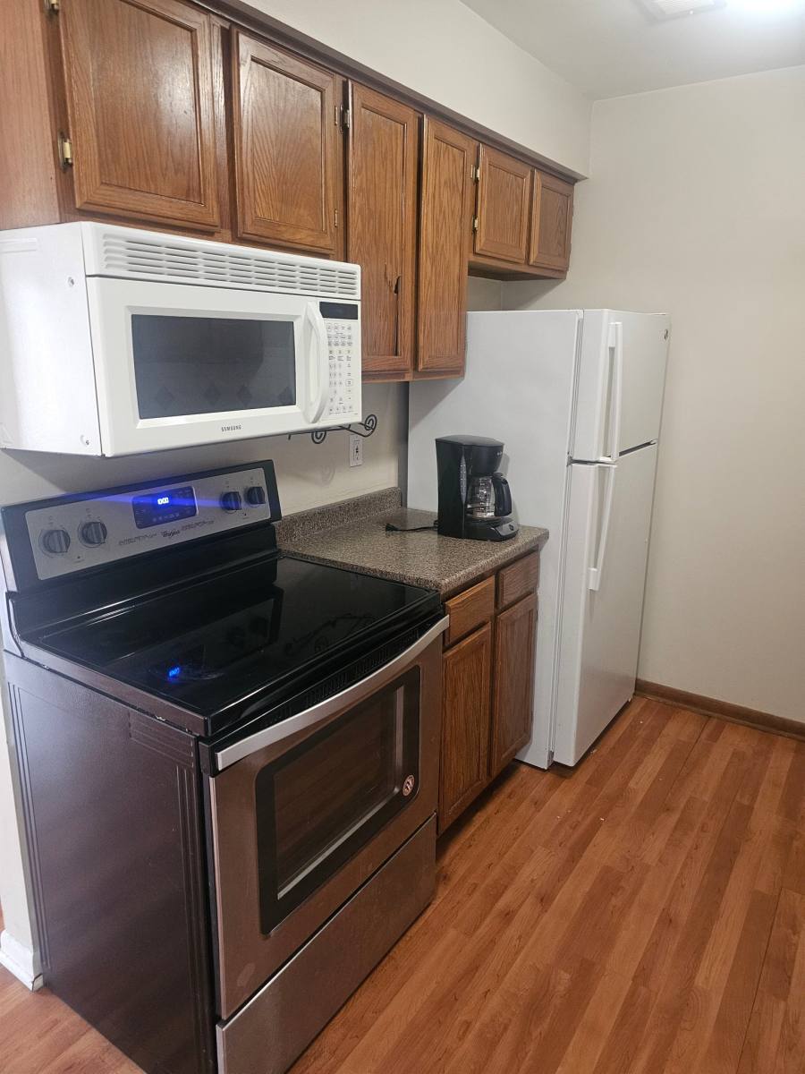 Condo for rent at 43256 Mound Rd #504, Sterling Heights, MI 48314