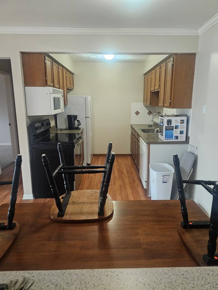 Condo for rent at 43256 Mound Rd #504, Sterling Heights, MI 48314
