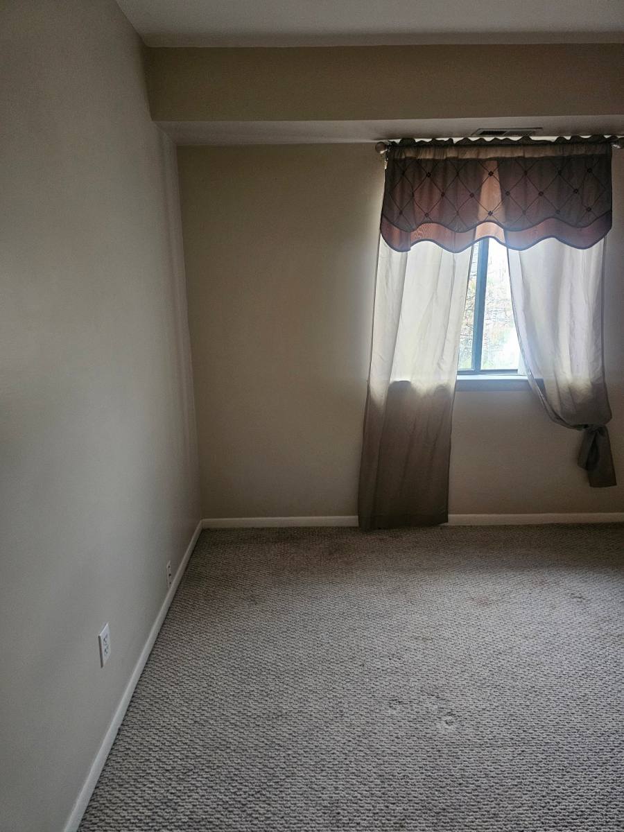 Condo for rent at 43256 Mound Rd #504, Sterling Heights, MI 48314