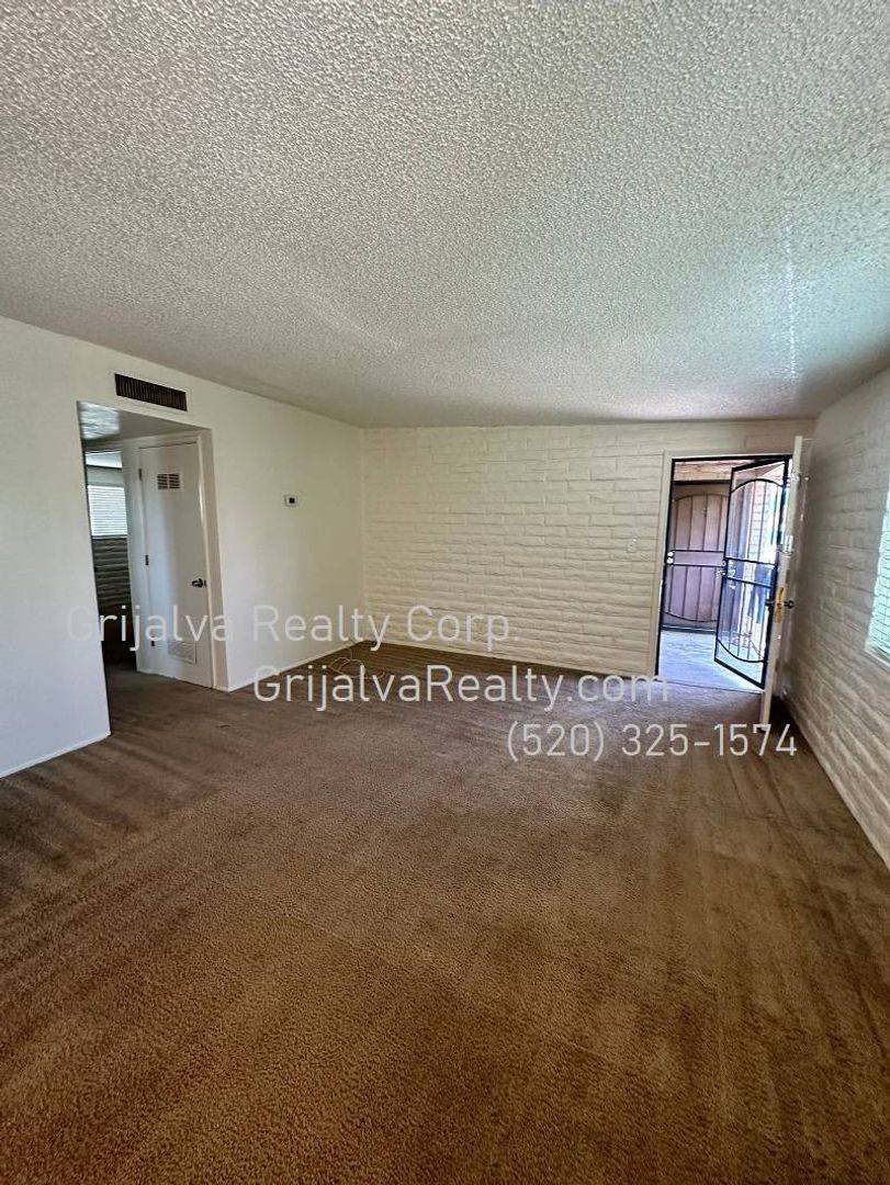 Apartment for rent at 1401 S Woodland, Tucson, AZ 85711