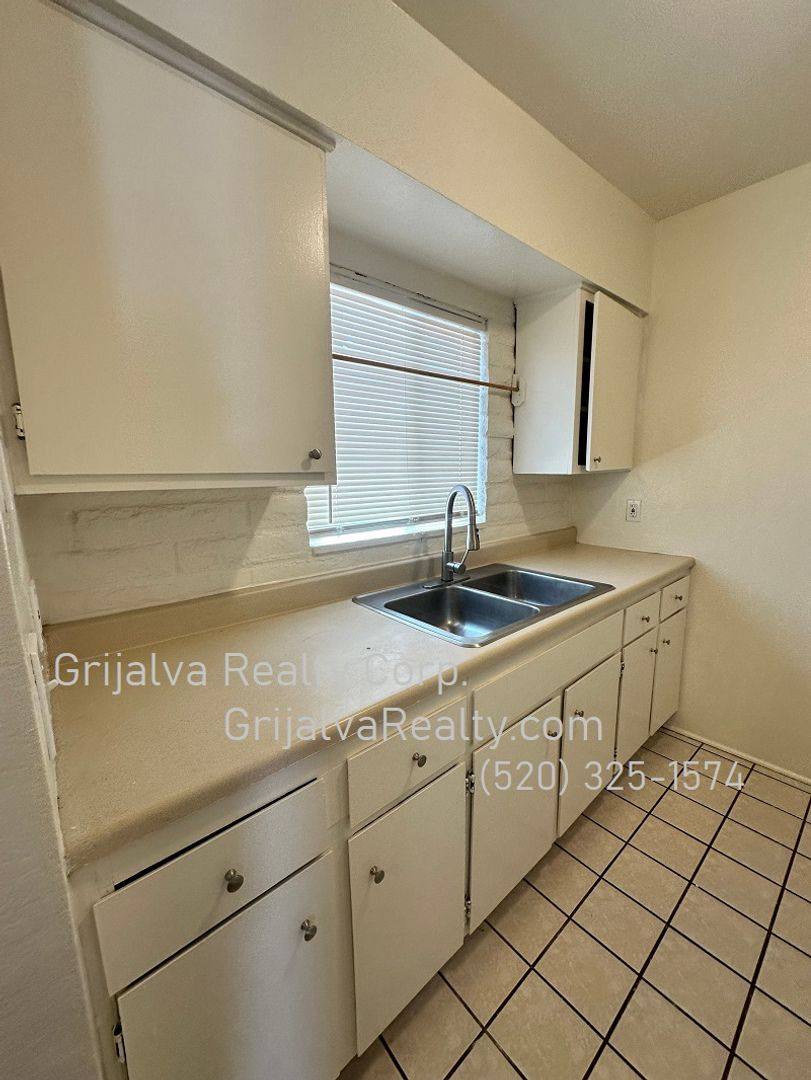 Apartment for rent at 1401 S Woodland, Tucson, AZ 85711