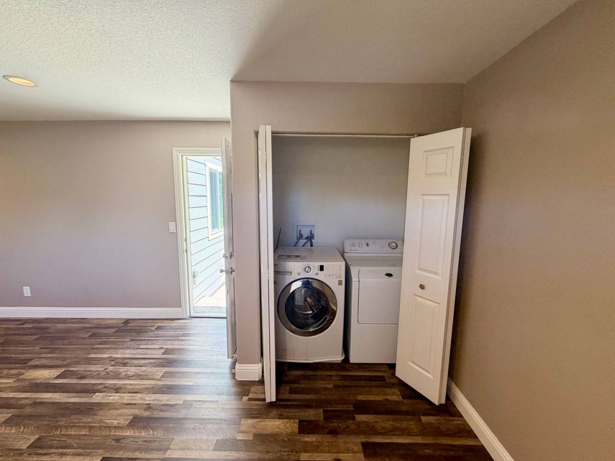 House for rent at 851 E Main St, Grass Valley, CA 95945
