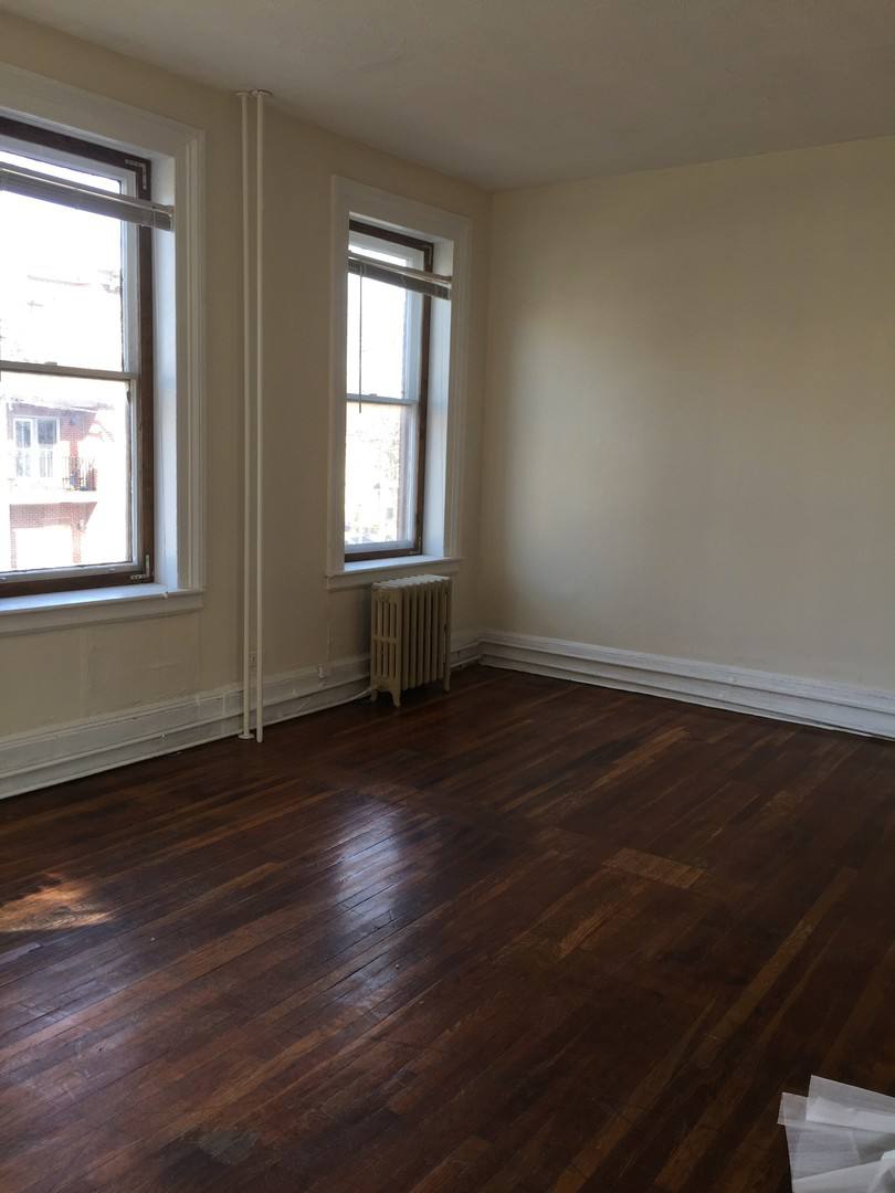 Apartment for rent at 319 Market St, Trenton, NJ 08611