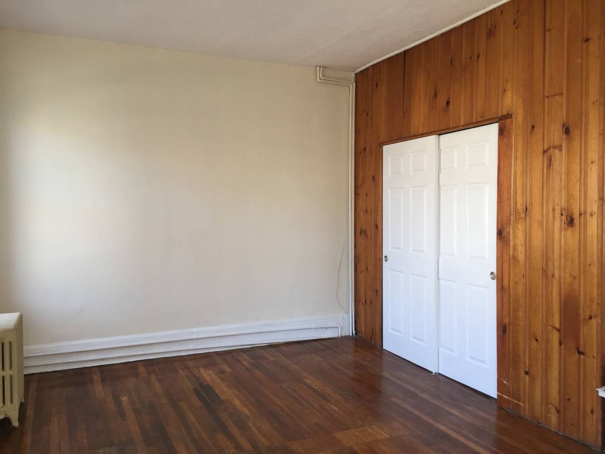 Apartment for rent at 319 Market St, Trenton, NJ 08611