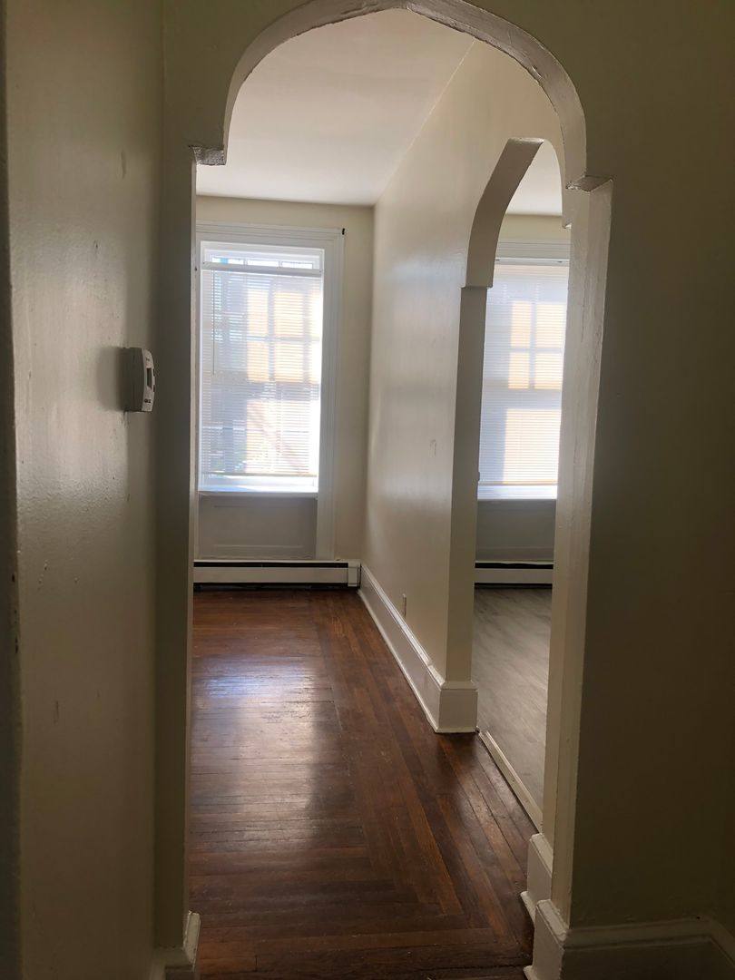 Apartment for rent at 323 Market St, Trenton, NJ 08611