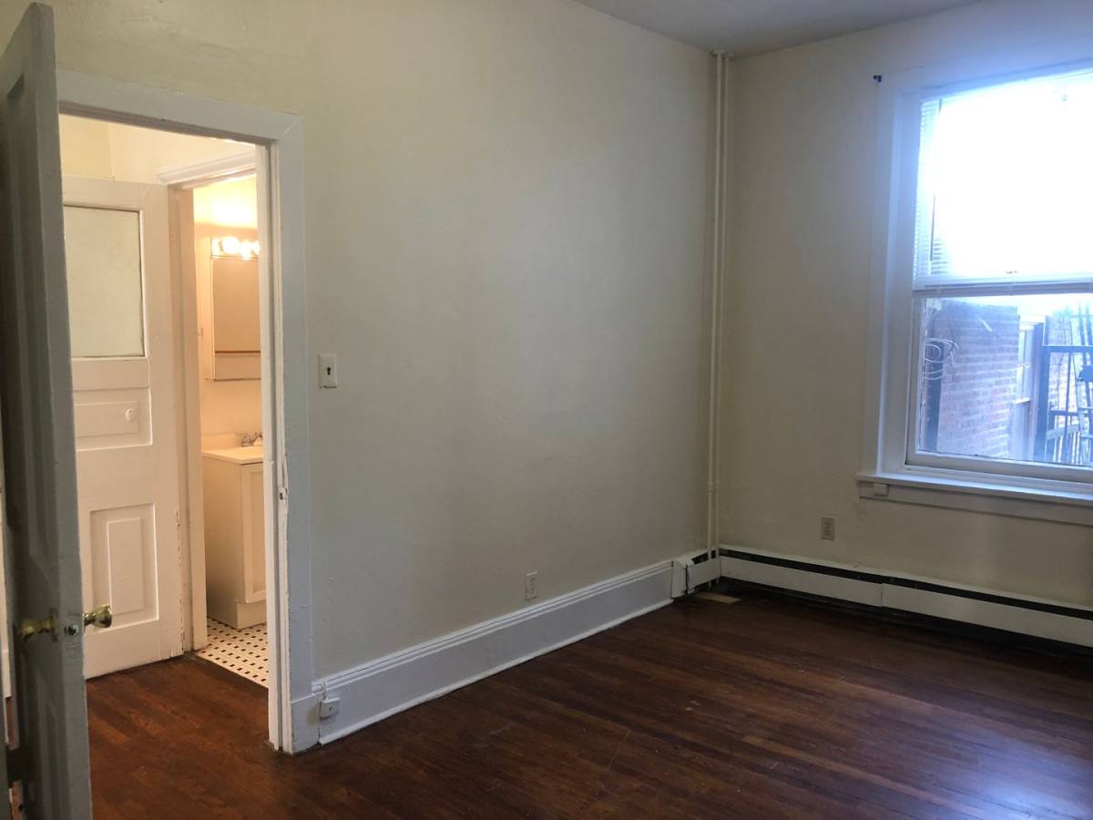 Apartment for rent at 323 Market St, Trenton, NJ 08611