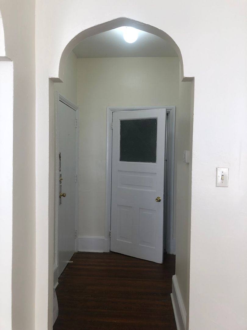 Apartment for rent at 323 Market St, Trenton, NJ 08611