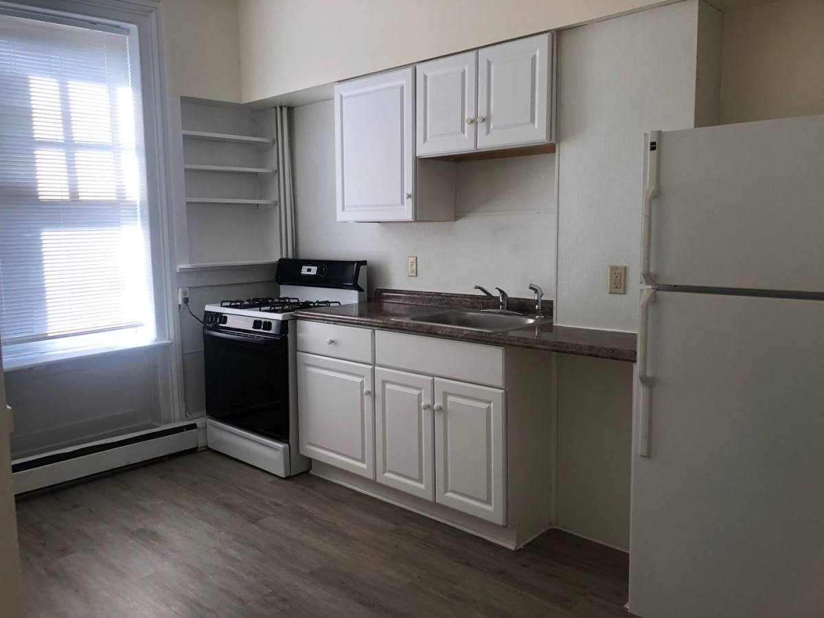 Apartment for rent at 323 Market St, Trenton, NJ 08611