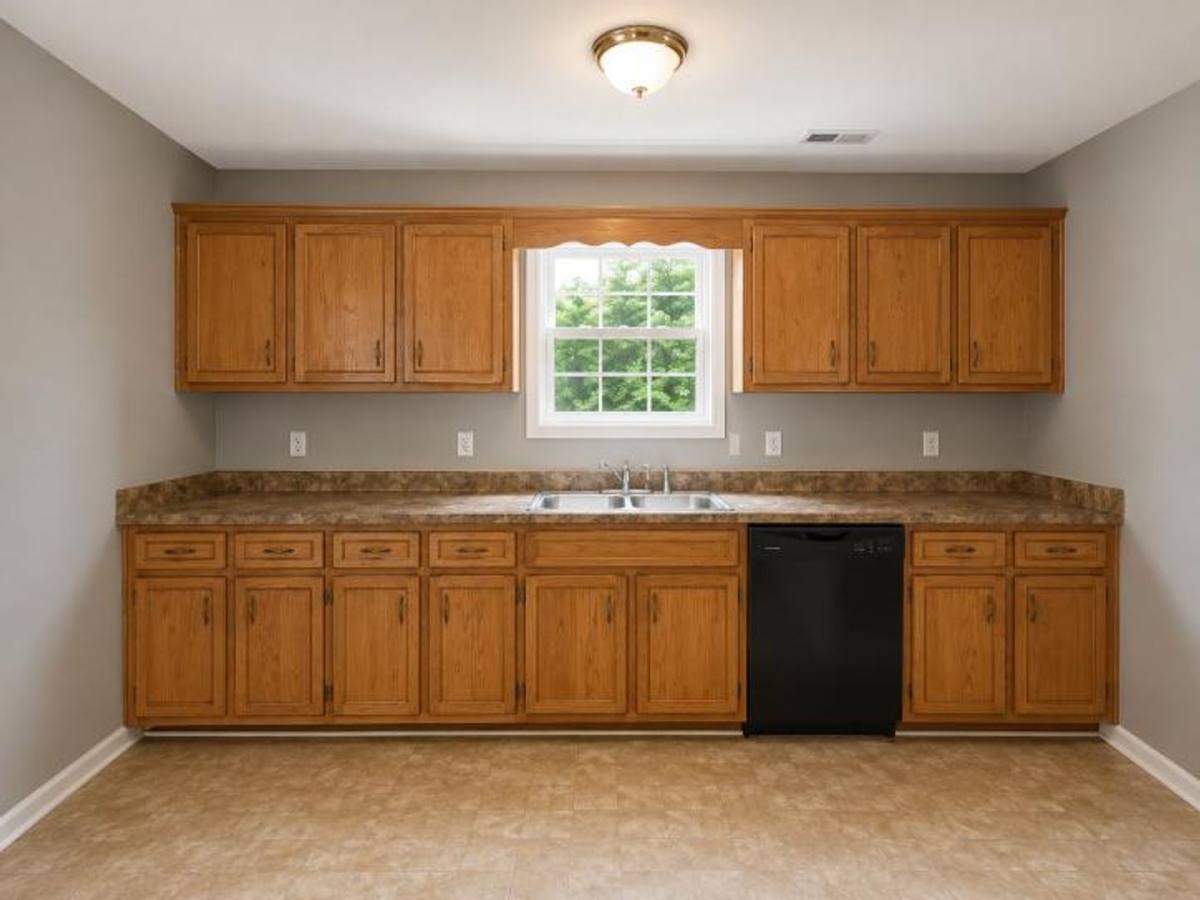House for rent at 208 Ruf Dr, Oak Grove, KY 42262