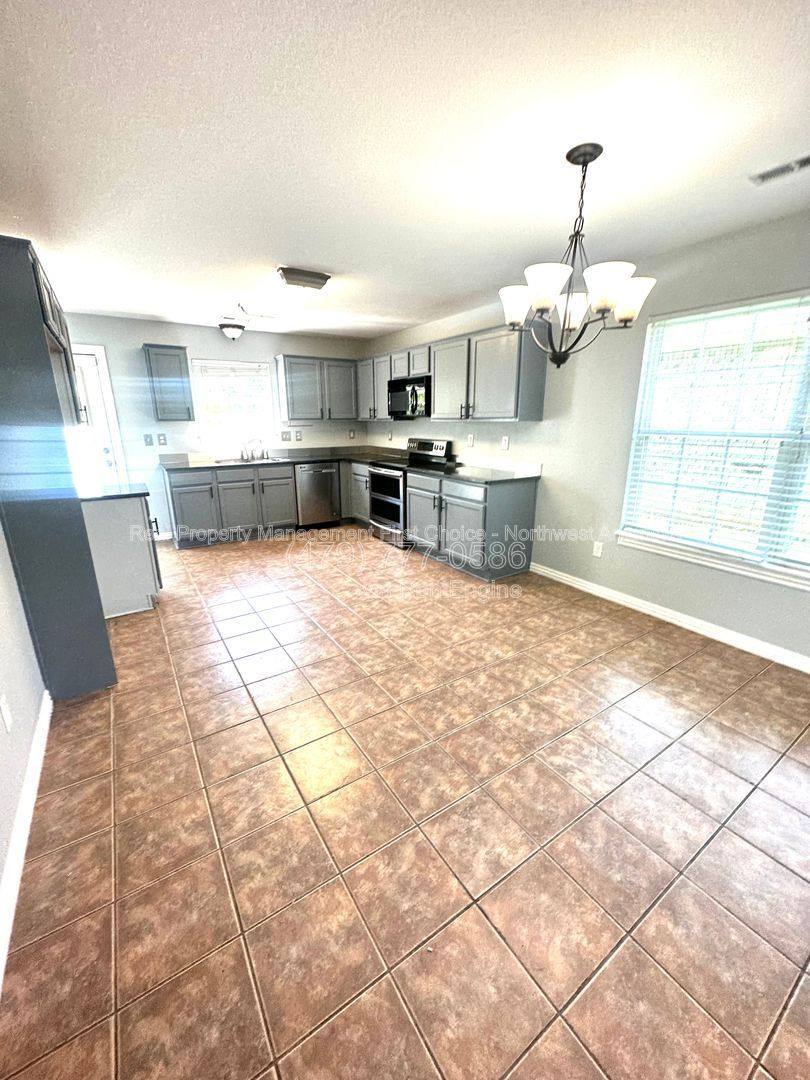 House for rent at 3705 SW Hansom Loop, Bentonville, AR 72712