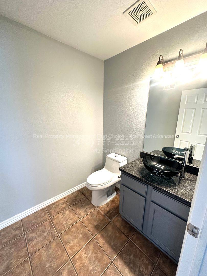 House for rent at 3705 SW Hansom Loop, Bentonville, AR 72712