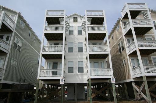 Townhouse for rent at 108B Egret Landing Court, Holly Ridge, NC 28445