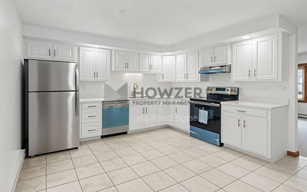 Townhouse for rent at 21 Pleasant Park, Millis, MA 02054