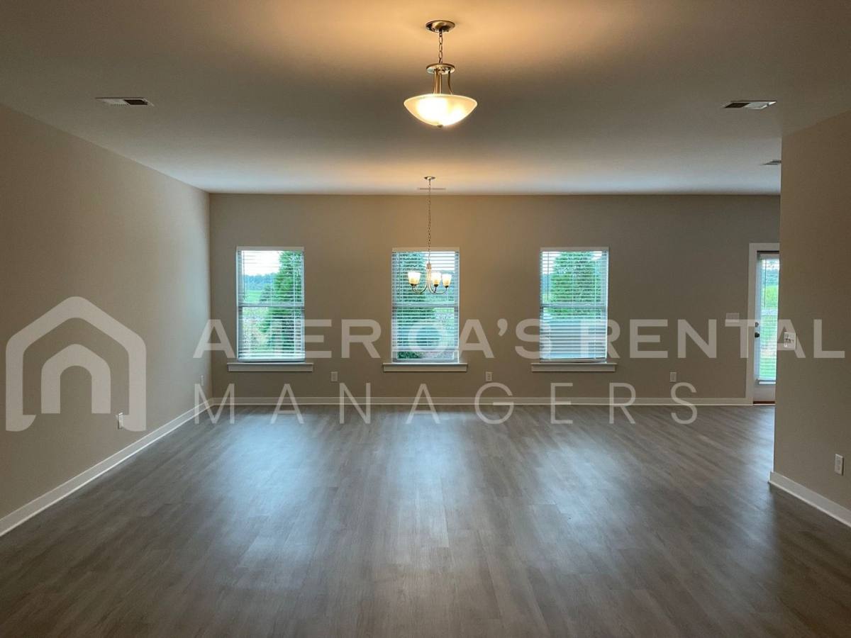 House for rent at 70 Ballington Way, Clanton, AL 35045
