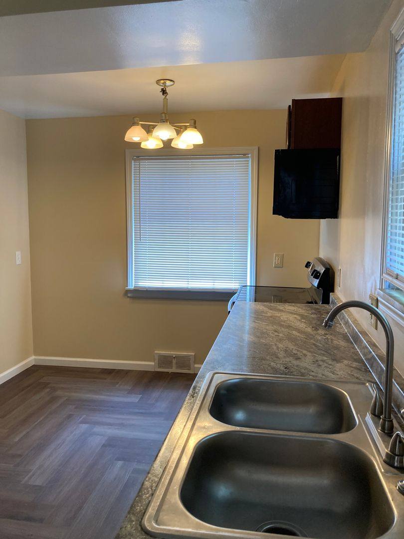 House for rent at 4206 Hinsdale Rd, Cleveland, OH 44121