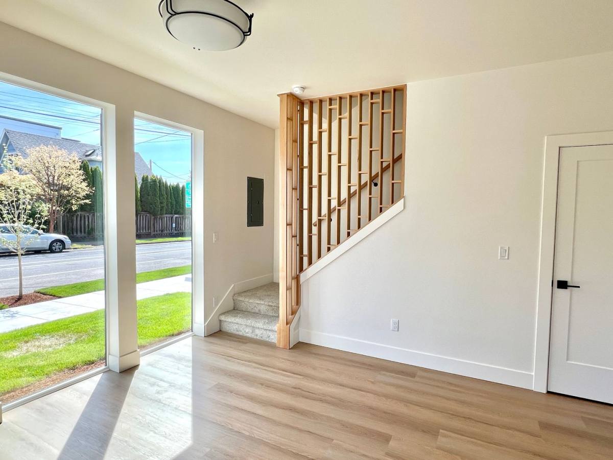 Townhouse for rent at 206 N Blandena St, Portland, OR 97217