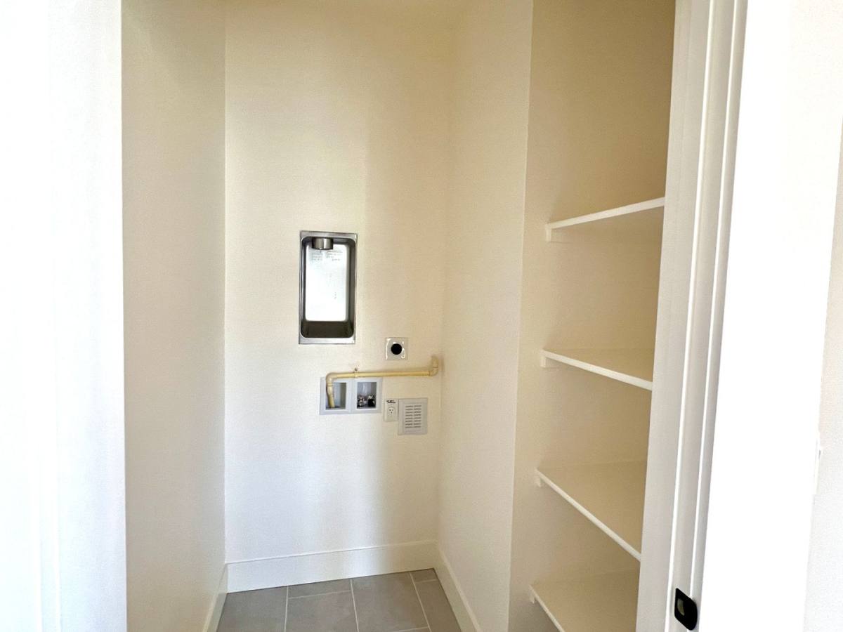 Townhouse for rent at 206 N Blandena St, Portland, OR 97217
