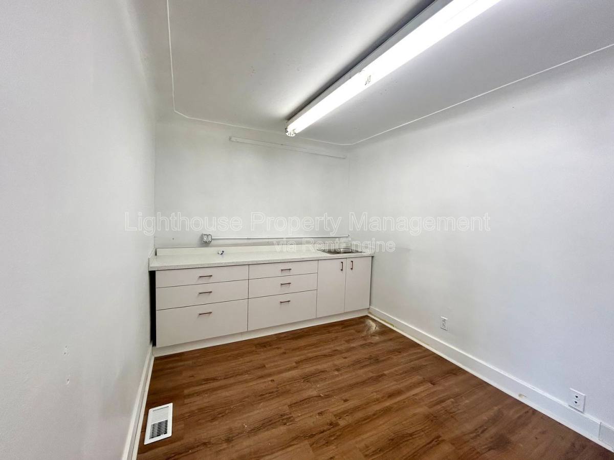 Apartment for rent at 1147 3rd St, Muskegon, MI 49441