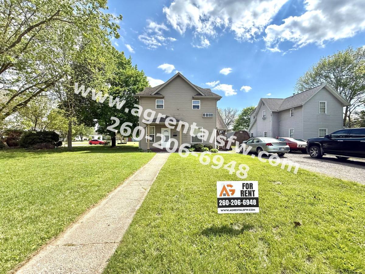 Apartment for rent at 337 Lincoln St, Auburn, IN 46706